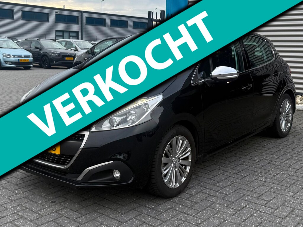 Peugeot 208 1.2 PureTech Blue Lease Executive