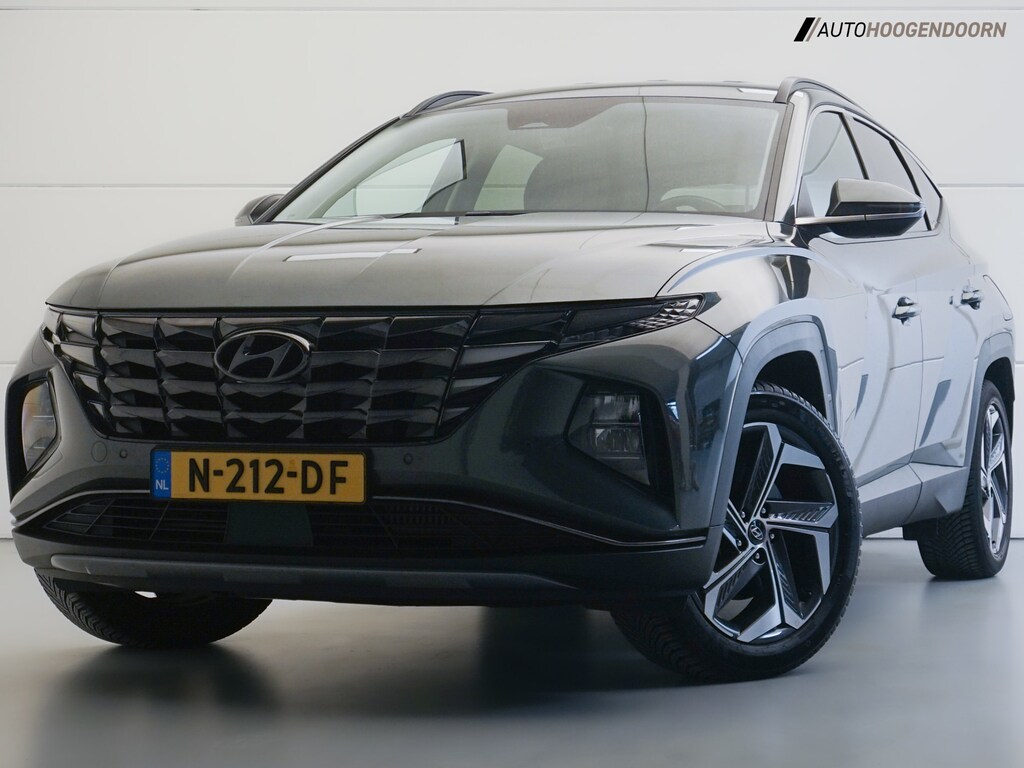 Hyundai Tucson 1.6 T-GDI PHEV Comfort 4WD (APPLE CARPLAY,TREKHAAK,CLIMATE,STOELVERWARMING,KEYLESS,ADAPTIVE CRUISE,LM-VELGEN,LED)