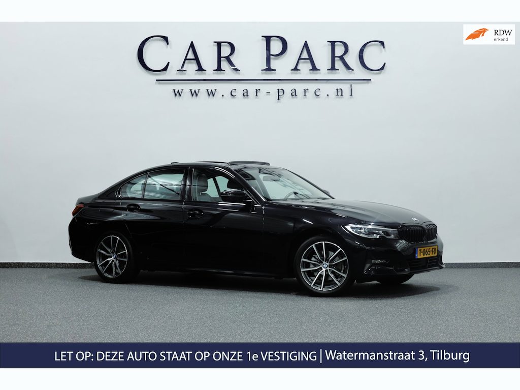 BMW 3-Serie 320i M-Sport LED/VIRTUAL/SFEER/PANORAMADAK/LEDER+S.VERWAMRING/19" LMV/PDC/CRUISE/ECC/12 MND GARANTIE!