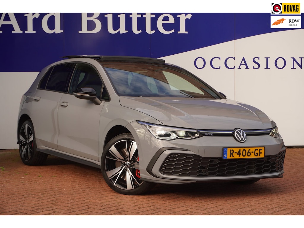 Volkswagen Golf 1.4 eHybrid GTE / IQLight / PanoDak / Camera / HUD / SOH92% / BLIS / Sfeer-verl. / Stoel&Stuur-verw. / = SUPER !!