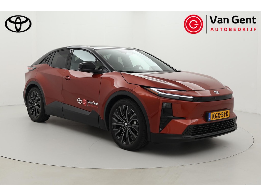 Toyota C-HR / C-HR+ Executive AWD 77 kWh | Panoramadak | Trekhaak (1.500 KG) | Warmtepomp | Dodehoek detectie | JBL | Stoel-/stuurverwarming | 360 camera | 20 inch | Matrix LED | Apple Carplay / Android Auto | Sfeerverlichting