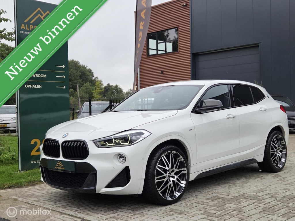BMW X2 sDrive18i Executive M-Sport Oxigin