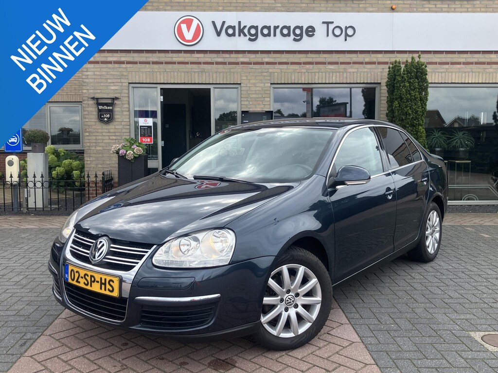 Volkswagen Jetta 2.0 FSI Comfortline | Trekhaak | PDC | Navi