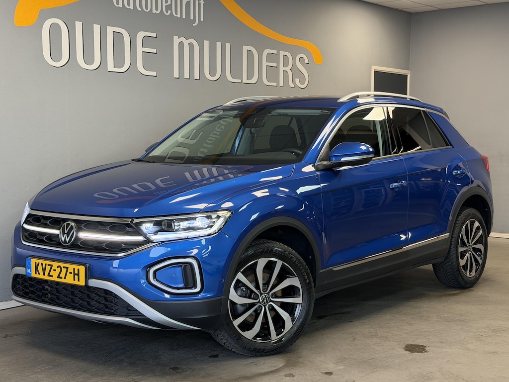 Volkswagen T-Roc 1.5 TSI Style | Adaptive cruise | IQ light | Standkachel | Keyless | Digidash | Achteruitrijcamera | Clima | Stoelverwarming |