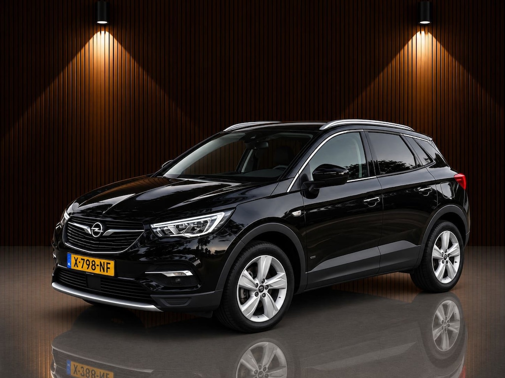 Opel Grandland X 1.6 Turbo Hybrid Elegance