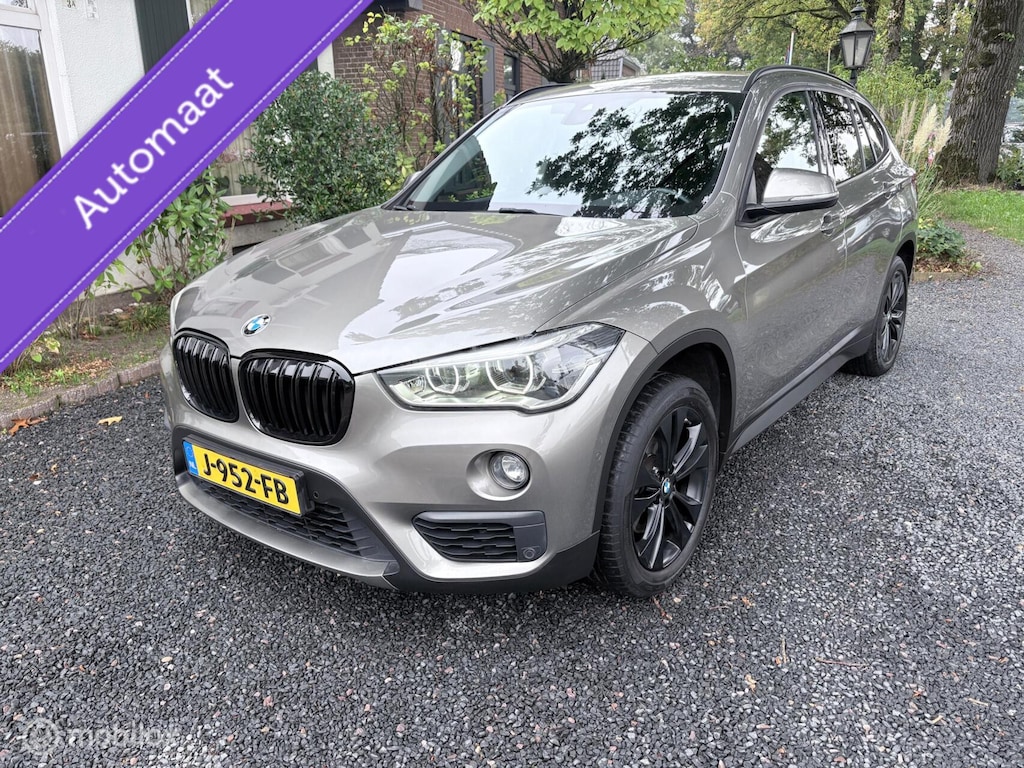 BMW X1 sDrive18i Centennial Executive | AUTOMAAT | TREKH. |