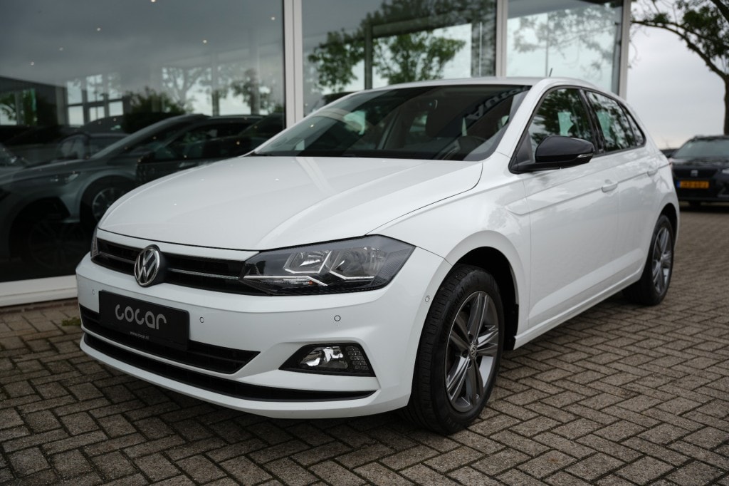 Volkswagen Polo 1.0 TSI HIGHLINE,Camera, Navi, Carplay R line velgen