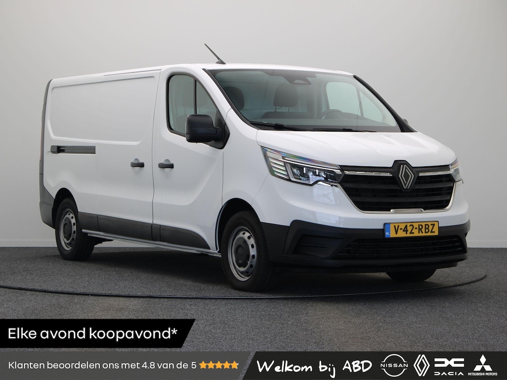Renault Trafic 2.0 Blue dCi 110pk T30 L2H1 Comfort | Laadruimtepakket | Achteruitrijcamera | Vierseizoensbanden |