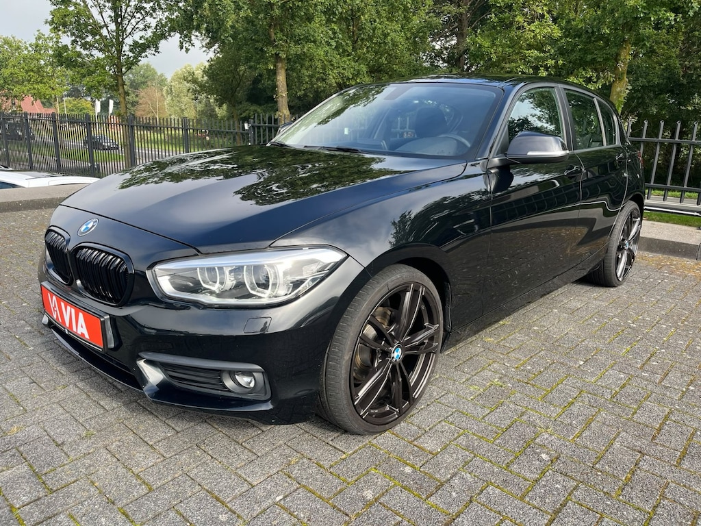 BMW 1-Serie 118i | 136PK | Black edition | Advantage | Trekhaak | PDC | Climate | Stoelverw. | ACC