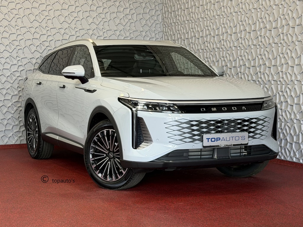 Omoda 9 OMODA 9 PREMIUM AWD | 145 KM / TOTAAL MET BENZINE 1000KM ELEKTRISCH | 538 PK | 4WD 4X4