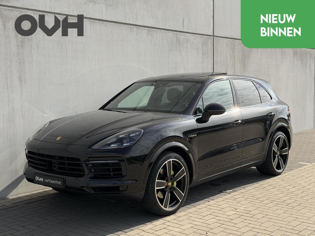 Porsche Cayenne 3.0 E-Hybrid | Luchtvering | Pano | ACC | Sport chrono