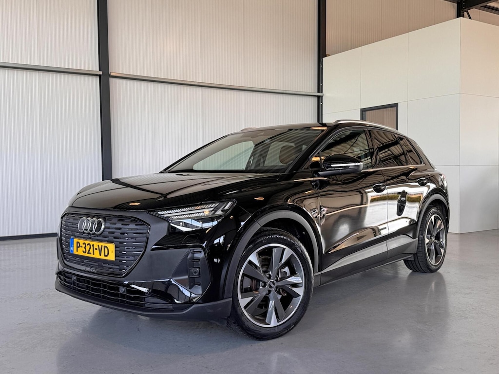 Audi Q4 e-tron 40 e-tron Launch Edition 150kW/77 kWh|Matrix LED|20" LM|Ass.Pakket Plus|Leder Nappa Kaneelbruin|SoH 97,34%|