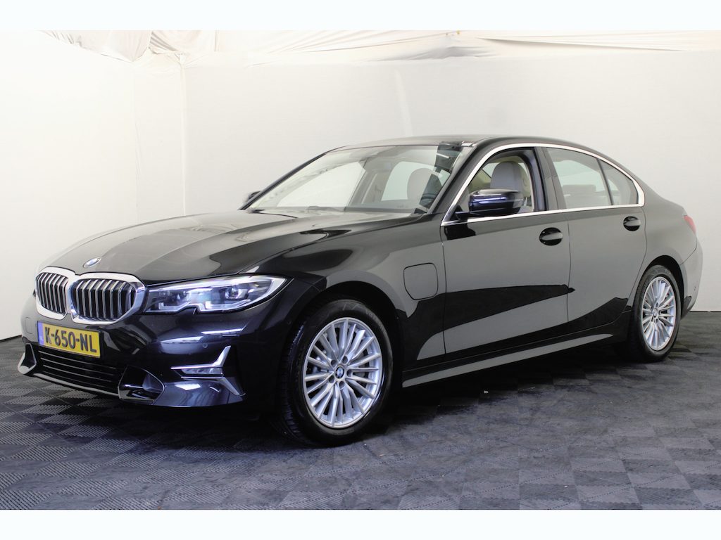 BMW 3-Serie 330e eDrive Edition |Leder|Stoelverw.|Navi|
