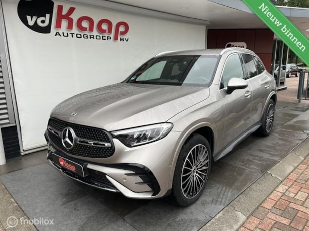 Mercedes-Benz GLC 300e 4MATIC AMG Line Advanced MEER FOTO,S EN INFO VOLGEN Z.S.M.