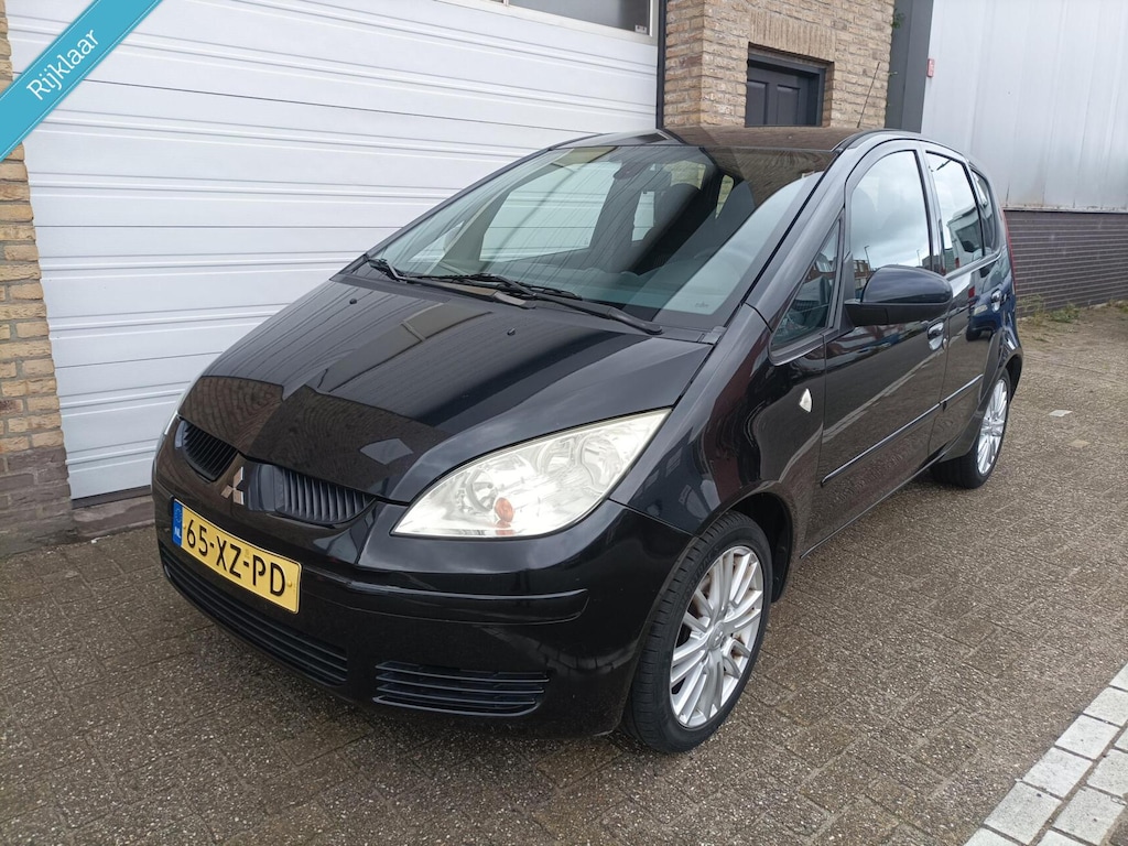 Mitsubishi Colt 1.3 Invite Automaat Parkeersensoren Airco NAP