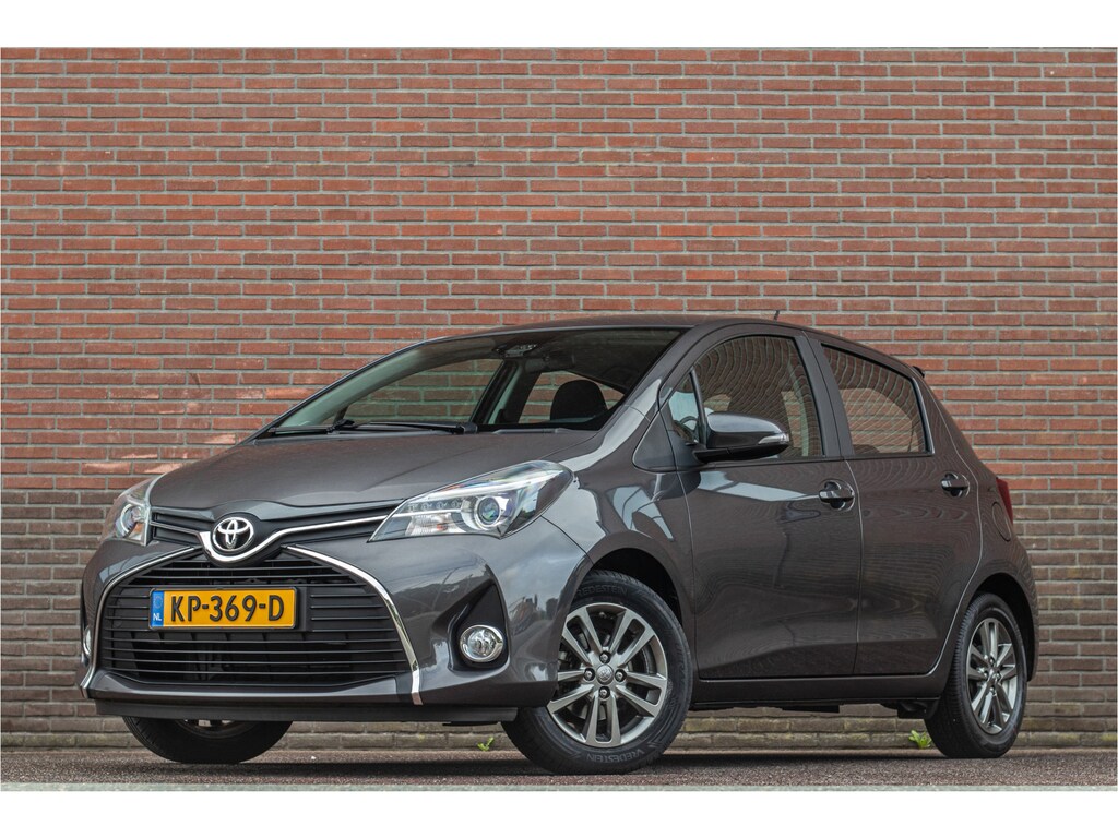 Toyota Yaris 1.3 VVT-i Trend, 1e eigenaar, 23.000km NAP, Camera, Navigatie, Climate control, Cruise control, Bluetooth.