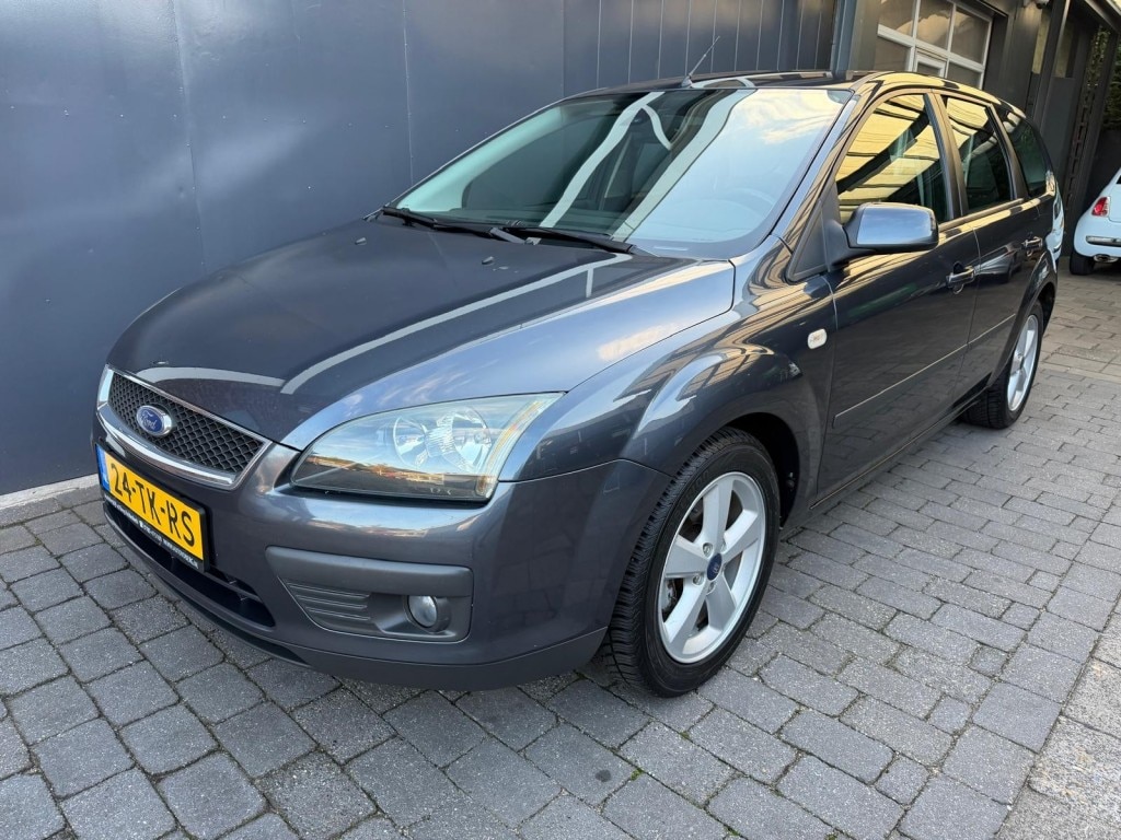 Ford Focus 1.6-16V Futura Airco PDC APK nieuw bij aankoop