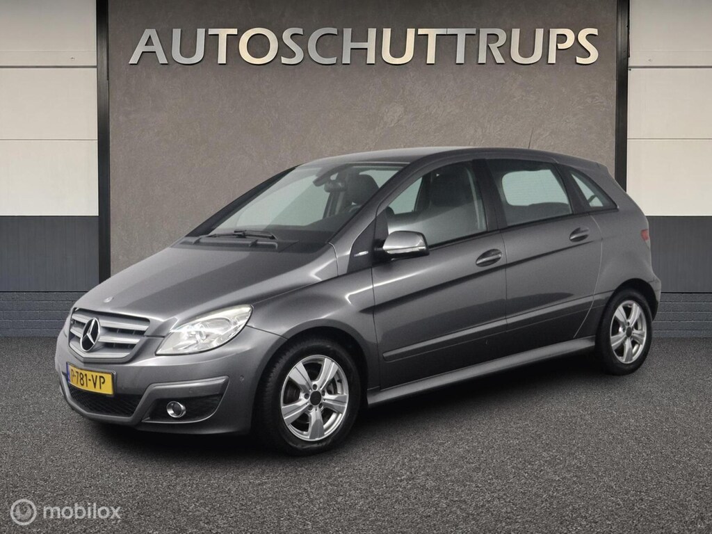 Mercedes-Benz B-klasse 180 BlueEFFICIENCY STOELVERW. / HALF LEDER / PDC / TR.HAAK /