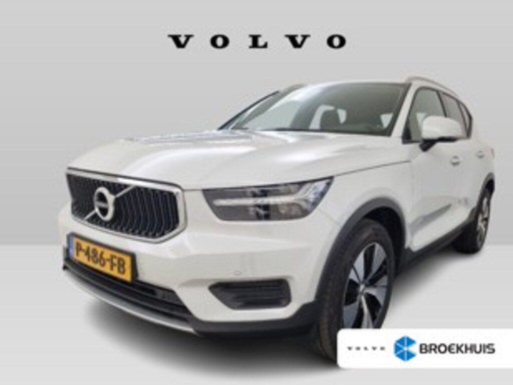 Volvo XC40 1.5 T2 Momentum | Trekhaak | Camera | AppleCarplay | Parkeersensoren V + A |