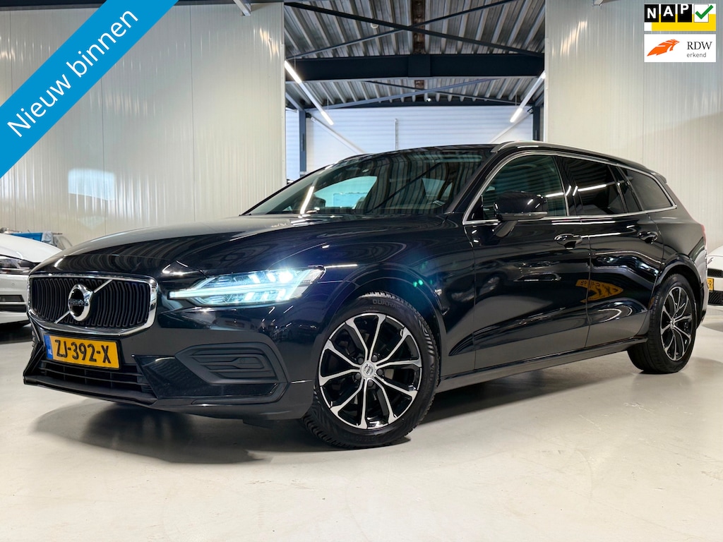 Volvo V60 2.0 D3 Momentum Pro 2019|Navigatie!!