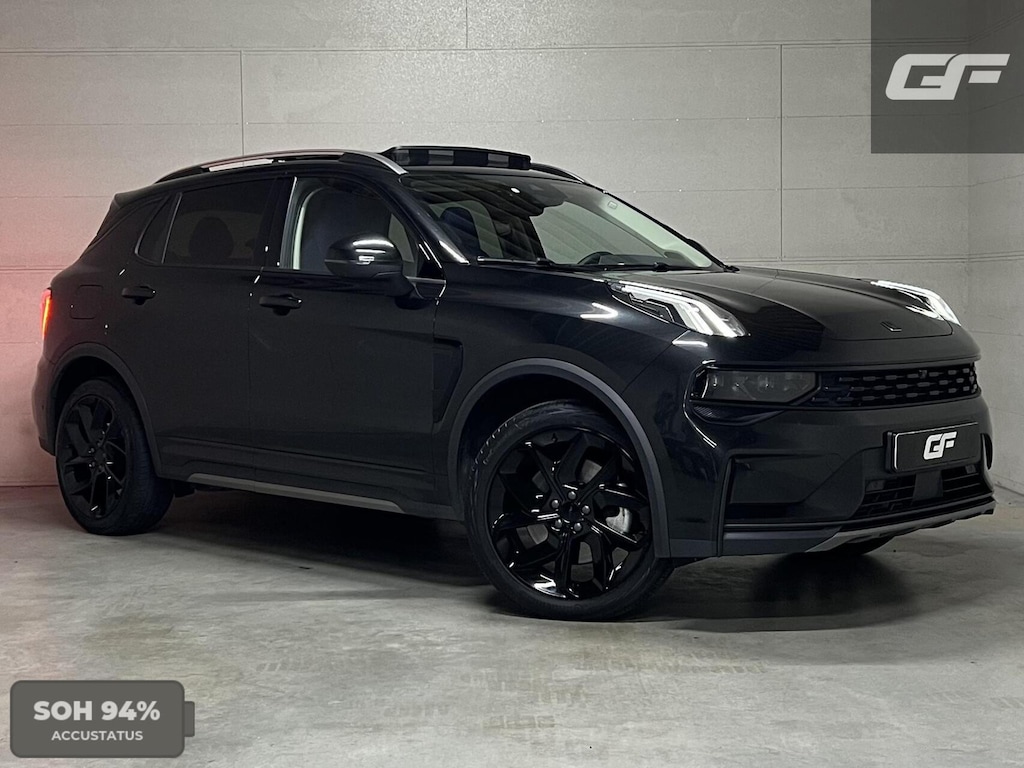Lynk & Co 01 1.5 Plug-in Black Edition Sfeerver. CarPlay 360°