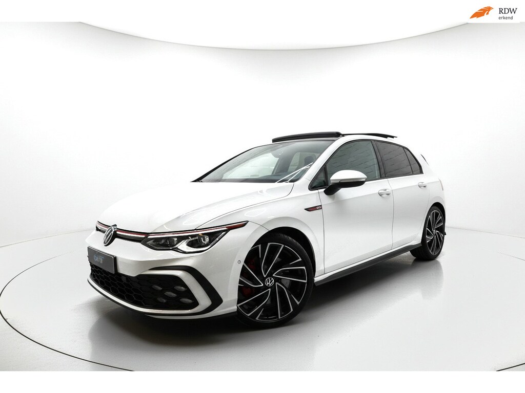 Volkswagen Golf 8 2.0 TSI GTI PANO VIRTUAL IQ SFEER HEAP UP H&K