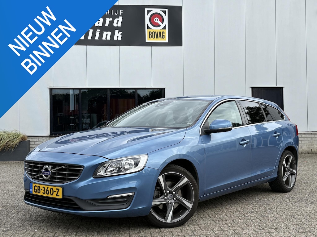 Volvo V60 1.6 T3 Momentum EX BPM EXPORT NAV CRUISE TREKHAAK