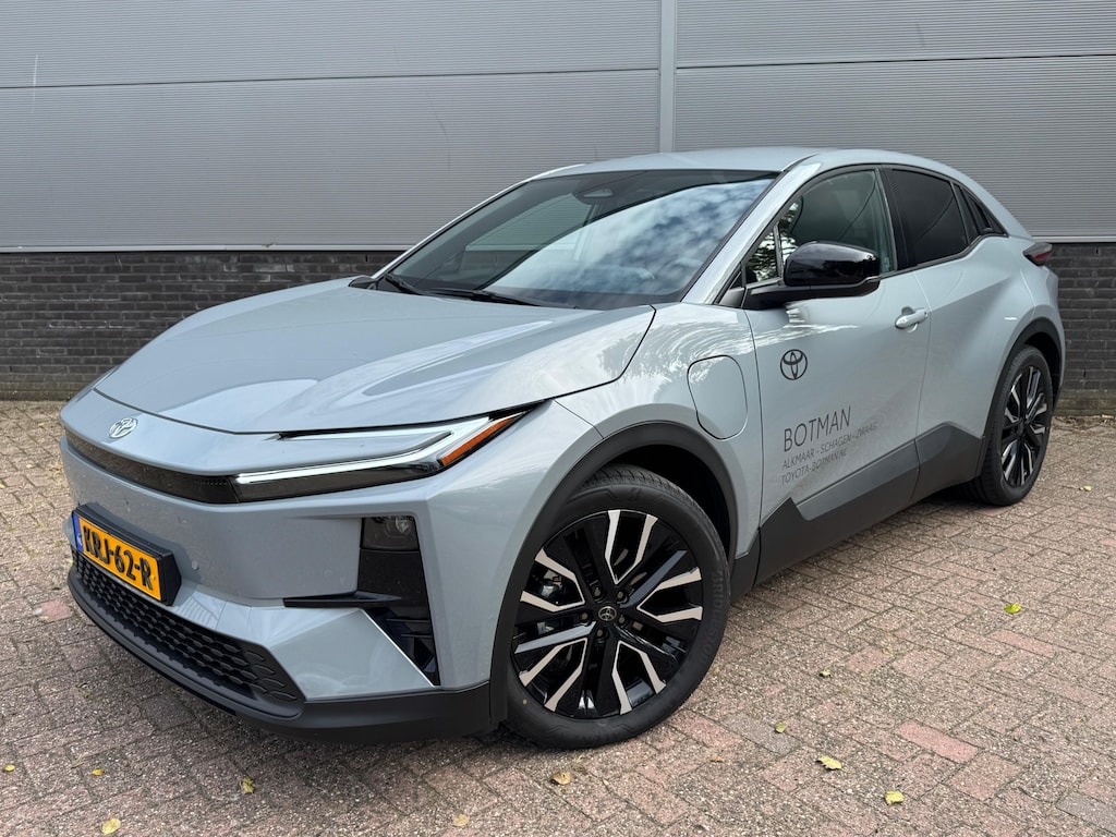 Toyota C-HR / C-HR+ First Edition 77 kWh Demonstratievoertuig!!