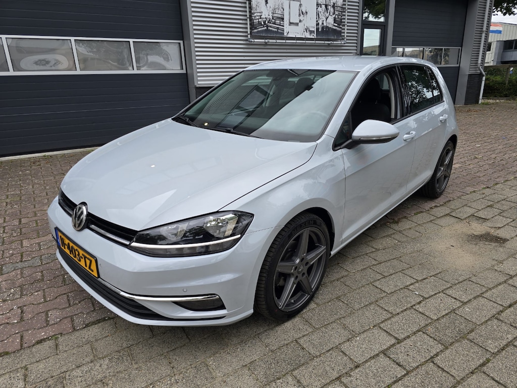 Volkswagen Golf 1.0TSI COMFORTLINE DSG