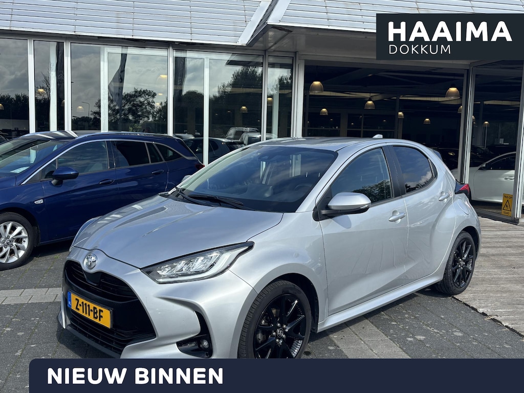 Toyota Yaris 1.5 VVT-i Style Airco | Parkeersensoren | Camera | Cruise Controle | Car Play