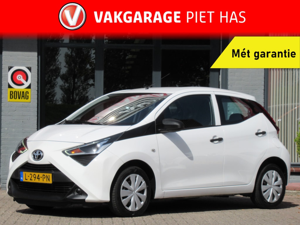 Toyota Aygo 1.0 VVT-i x-fun | Bluetooth | LED Dagrijverlichting | 1ste Eigenaar | Incl. Garantie | Getint Glas |