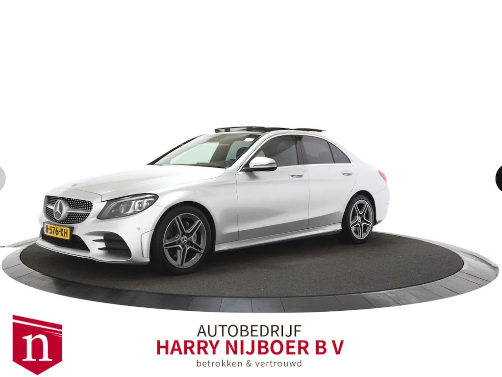 Mercedes-Benz C-klasse 200 Business Solution AMG Trekhaak / Panoramadak / Camera