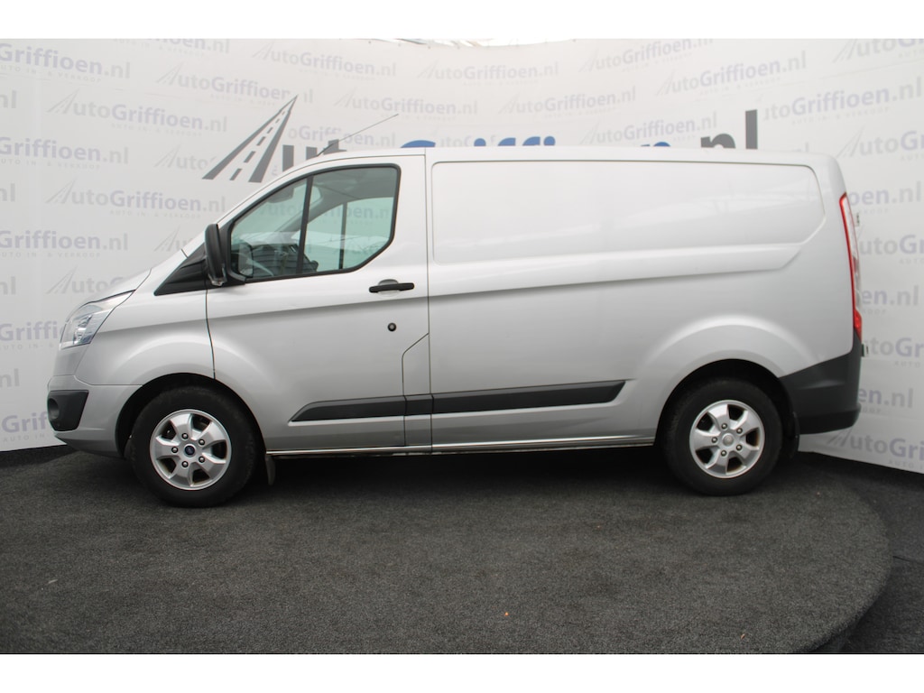 Ford Transit Custom 270 2.2 TDCI L1H1 Trend camera, navi, airco, trekhaak en cruisecontrol prijs exclusief BTW