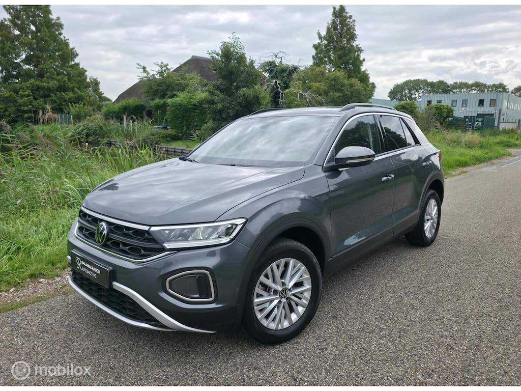 Volkswagen T-Roc 1.5 TSI / Navi / Camera / Carplay / Stoelv.