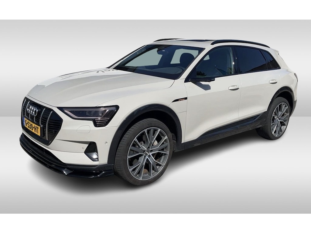 Audi E-tron e-tron 55 quattro advanced 95 kWh / SoH 92,3% / Trekhaak / Panoramadak / 360Camera / Keyless / 21'' / Matrix LED / B&O / CarPlay / Dodehoek / DAB / ACC