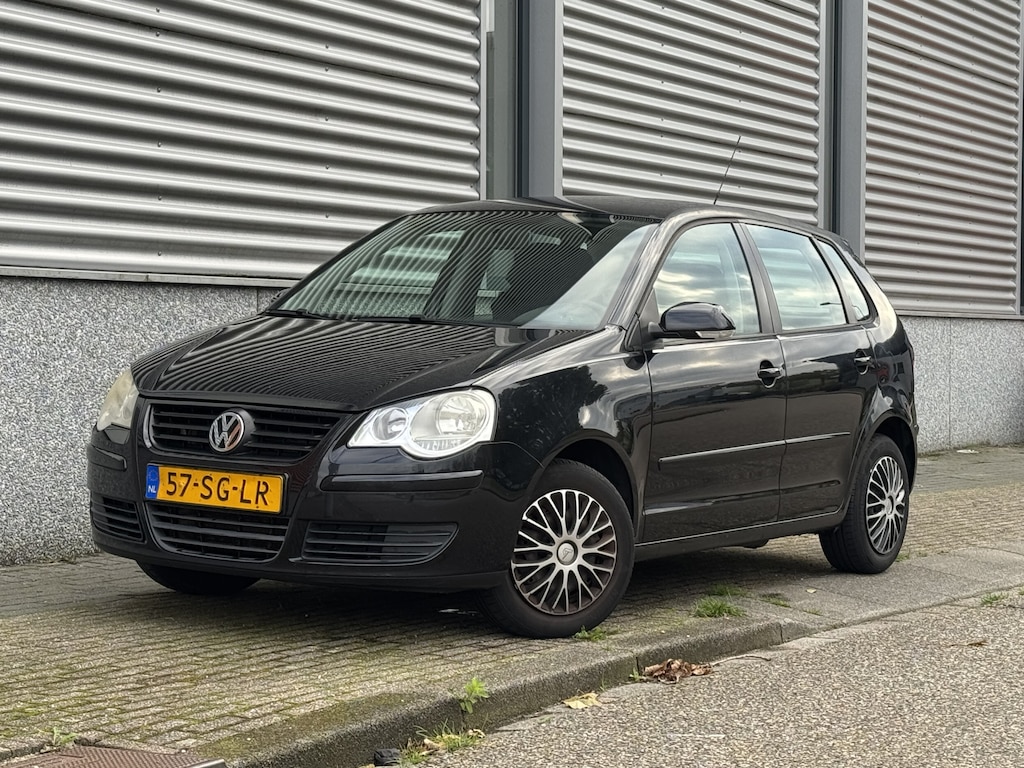Volkswagen Polo 1.4-16V Comfortline AIRCO | LAGE KM! | SUPERSTAAT