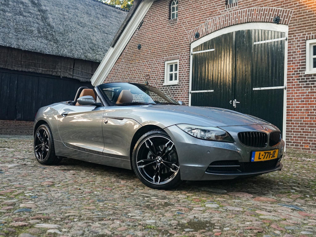 BMW Z4 [E89] sDrive23i Aut. Executive l Cruise l HiFi l Bluetooth l PDC