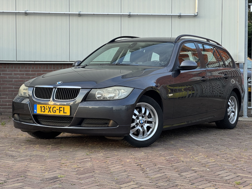 BMW 3-Serie Touring 318i High Executive AUTOMAAT (LEES TEKST)