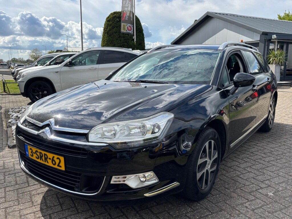 Citroën C5 Tourer 1.6 Benzine 2013 Zwart 111.000 KM
