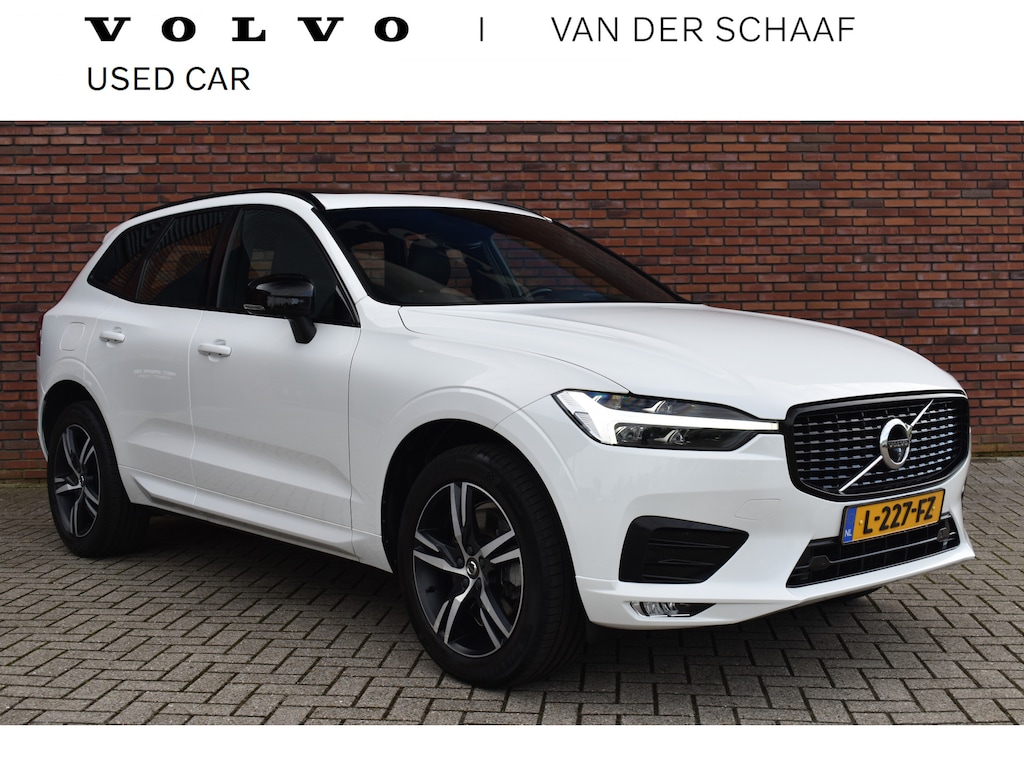 Volvo XC60 B5 252PK R-Design | Trekhaak | Panorama dak | 360 Camera |