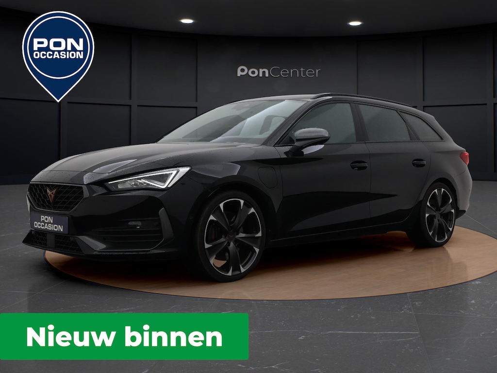 CUPRA Leon Sportstourer 1.4 e-Hybrid VZ Adrenaline | Trekhaak | Stuur-/Stoelverwarming | Navigatie | ACC | 19" |