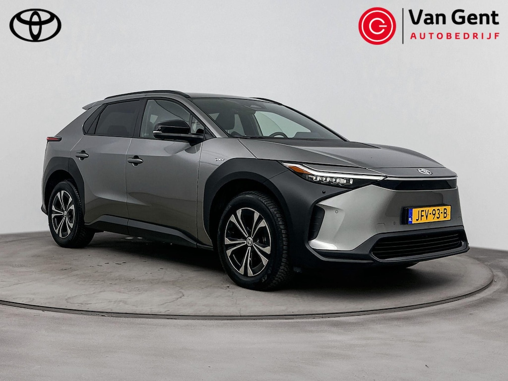 Toyota BZ4X Dynamic 71 kWh | Warmtepomp | Dodehoek detectie | Apple Carplay / Android Auto | 360 camera | Stoel-/stuurverwarming | Matrix LED | Verwarmbare voorruit | Adaptive Cruise | Keyless | 18 inch