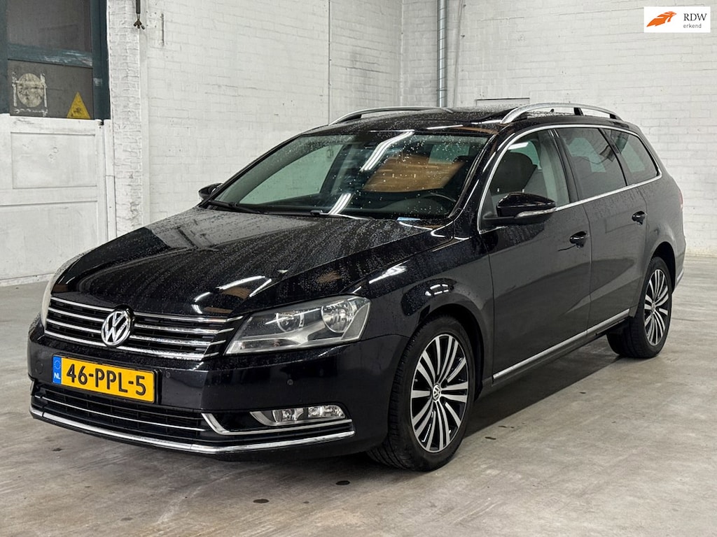 Volkswagen Passat Variant 1.4 TSI Highline BlueMotion | Navigatie | Panoramadak | Trekhaak