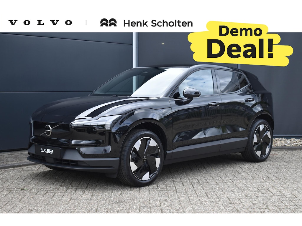 Volvo EX30 P5 Long Range Plus Europa 69 kWh | DEMO DEAL! | Harman Kardon Soundbar | Google Navigatie | Elektrische voorstoelen | BLIS | Adaptieve Cruise control | Stoel-/Stuurwielverwarming | Parkeer Camera | Warmtepomp | Volvo on Call | Keyless |
