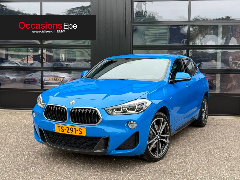 BMW X2 SDrive20i M-Sport Shadowline Headup Misano Blauw