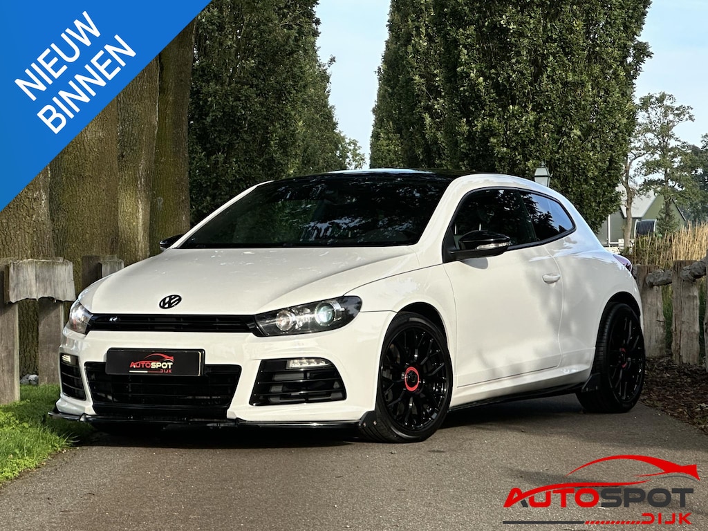 Volkswagen Scirocco 2.0 TSI R