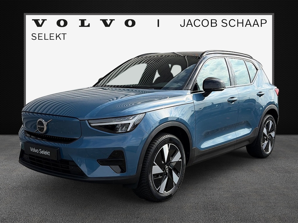 Volvo XC40 Extended Range Plus 82 kWh / Fjord Blue / Trekhaak / Achteruitrijcamera / Stoel- en stuurverwarming /