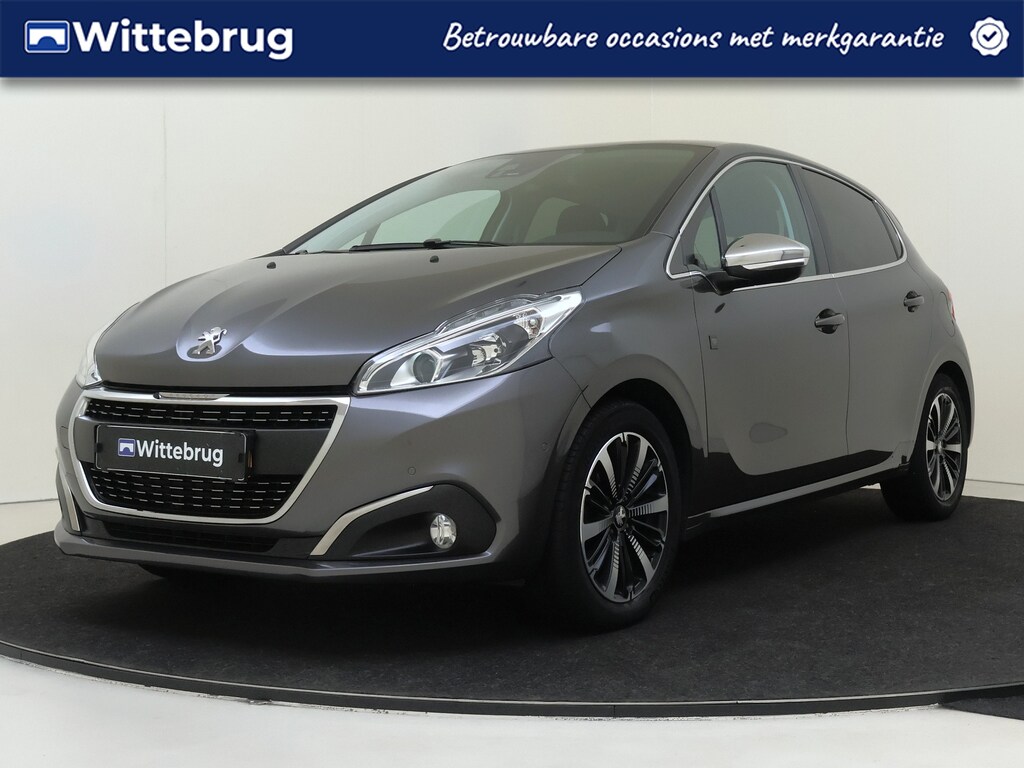 Peugeot 208 1.2 PureTech 110PK Tech Edition Automaat | Airco | Camera | Navigatie | Parkeerhulp | Apple Carplay |