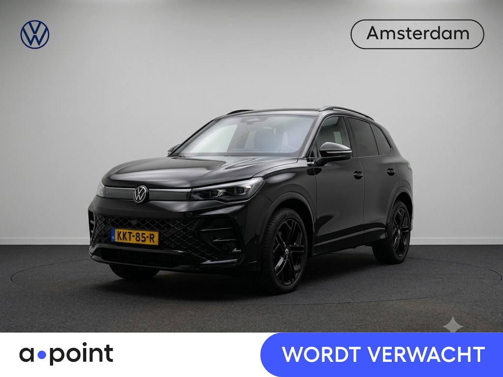 Volkswagen Tiguan 1.5 eHybrid R-Line Edition 204 pk Automaat (DSG) | Verlengde garantie | Navigatie | Panoramadak | Trekhaak (wegklapbaar) | Parkeersensoren (Park assist) | Rondomzicht camera | R-Line |