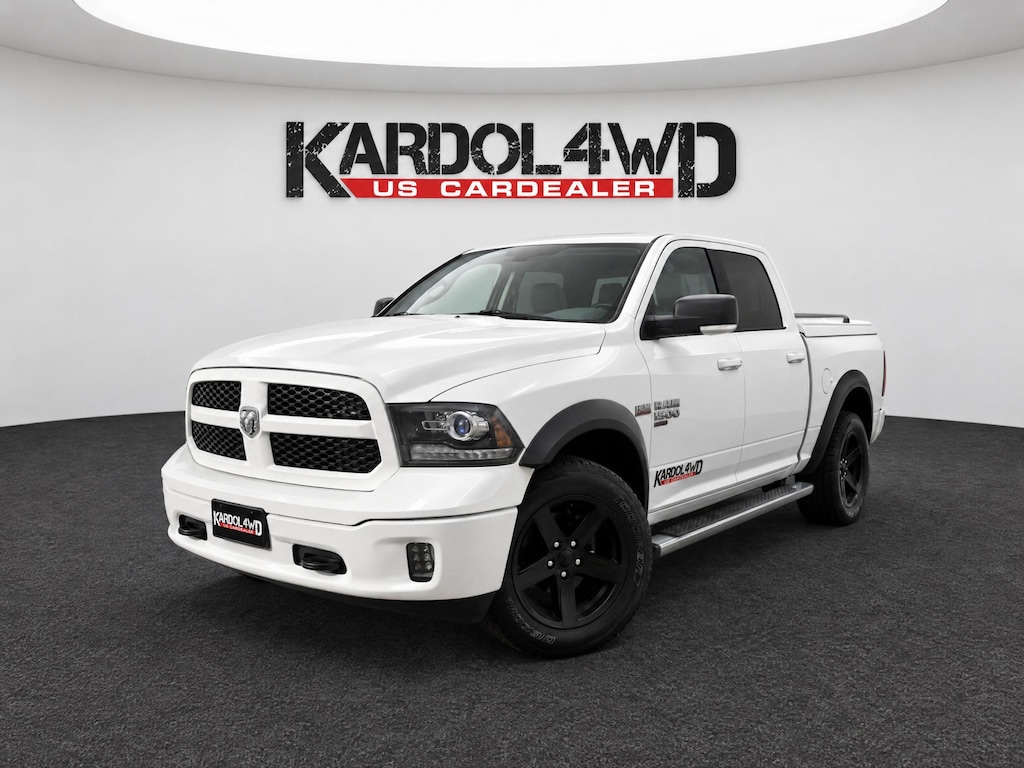 Dodge Ram 1500 5.7 V8 4x4 Quad Cab 6'4 Laramie | Tonneau cover |Trekhaak 13-polig | Geheel rijklaar incl. Garantie